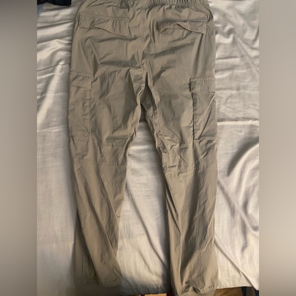 H&M Slim Fit Cargo Joggers, M - Picture 2 of 3